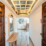 Luxe Penthouse, Bbq, Jacuzzi, Games, Ocean View, Oura 2-min Walk - By Seareen * Αλμπουφέιρα