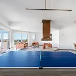 Luxe Penthouse, Bbq, Jacuzzi, Games, Ocean View, Oura 2-Min Walk - By Seareen Apartamento Albufeira