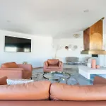 Luxe Penthouse, Bbq, Jacuzzi, Games, Ocean View, Oura 2-Min Walk - By Seareen Apartamento *