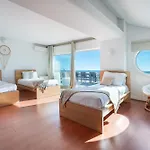 Luxe Penthouse, Bbq, Jacuzzi, Games, Ocean View, Oura 2-min Walk - By Seareen 阿尔布费拉