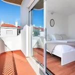 Luxe Penthouse, Bbq, Jacuzzi, Games, Ocean View, Oura 2-Min Walk - By Seareen Apartamento *