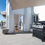 Apartamento Luxe Penthouse, Bbq, Jacuzzi, Games, Ocean View, Oura 2-Min Walk - By Seareen