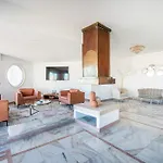 Luxe Penthouse, Bbq, Jacuzzi, Games, Ocean View, Oura 2-Min Walk - By Seareen Apartamento *
