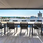 Luxe Penthouse, Bbq, Jacuzzi, Games, Ocean View, Oura 2-Min Walk - By Seareen *