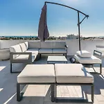 Luxe Penthouse, Bbq, Jacuzzi, Games, Ocean View, Oura 2-Min Walk - By Seareen Apartamento