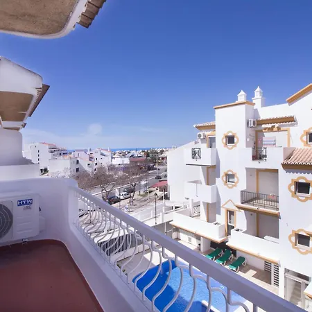 Luxe Penthouse - Prime Location By Seareen * Albufeira