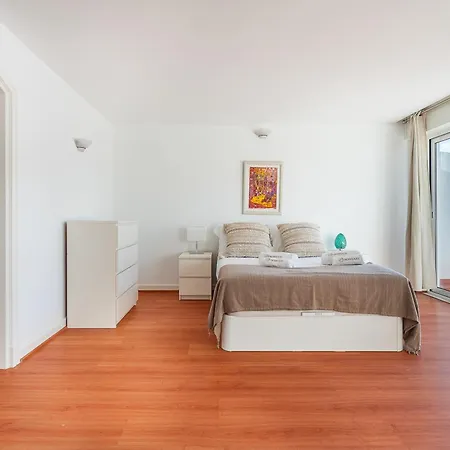 Luxe Penthouse, Bbq, Jacuzzi, Games, Ocean View, Oura 2-min Walk - By Seareen