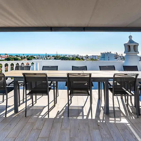 Luxe Penthouse, Bbq, Jacuzzi, Games, Ocean View, Oura 2-min Walk - By Seareen *