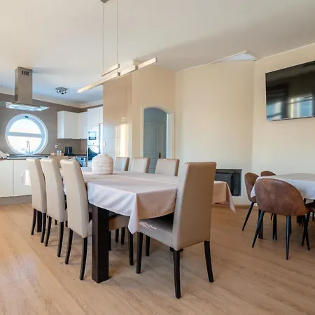 Luxe Penthouse, Bbq, Jacuzzi, Games, Ocean View, Oura 2-min Walk - By Seareen Albufeira