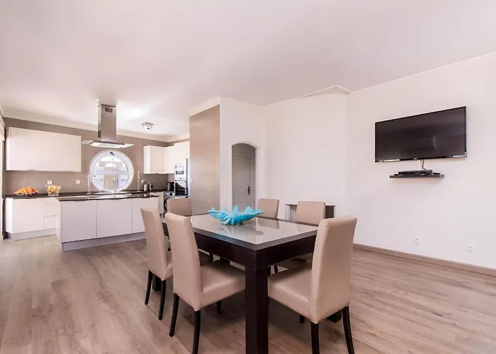 Luxe Penthouse, Bbq, Hot Spa, Games, Ocean View - By Seareen