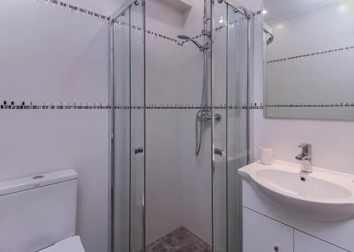 Luxe Penthouse, Bbq, Hot Spa, Games, Ocean View - By Seareen דירה אלבופיירה