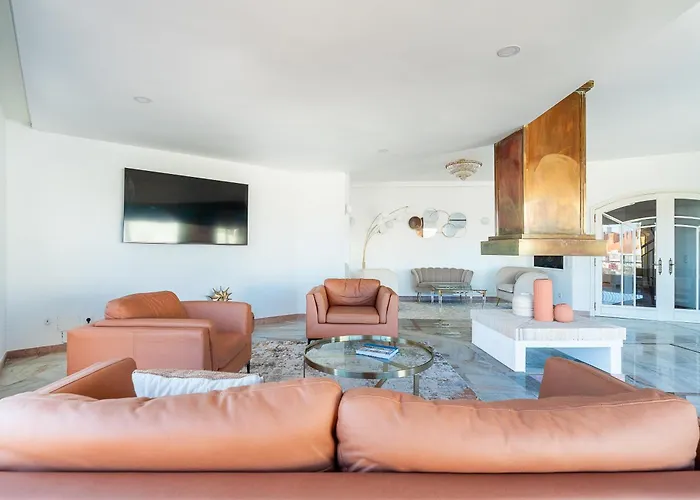 Luxe Penthouse, Bbq, Hot Spa, Games, Ocean View - By Seareen דירה *