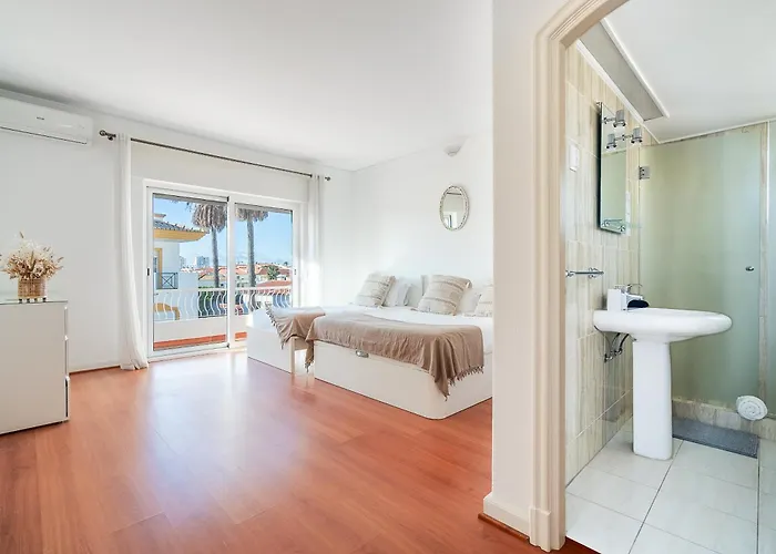 Luxe Penthouse, Bbq, Hot Spa, Games, Ocean View - By Seareen אלבופיירה