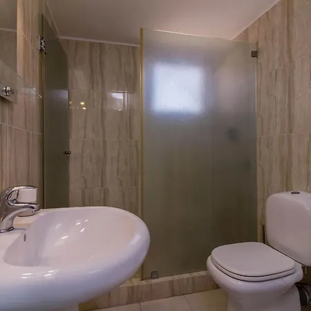 Luxe Penthouse, Bbq, Hot Spa, Games, Ocean View - By Seareen Албуфейра