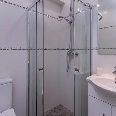 Апартаменти Luxe Penthouse, Bbq, Hot Spa, Games, Ocean View - By Seareen Албуфейра